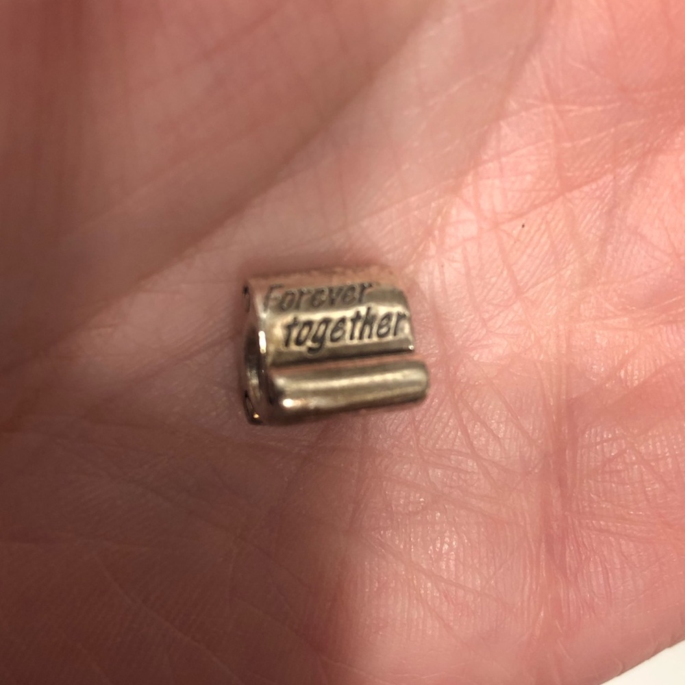AUTHENTIC PANDORA CHARM